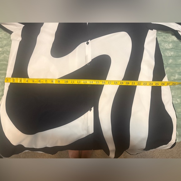 Black and White Women's Dress - Picture 7 of 7